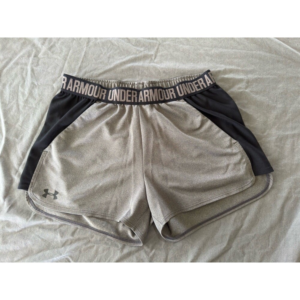 Under Armour Shorts Women’s HeatGear GrayBlack Athletic Loose Fit W/Pockets SZ M